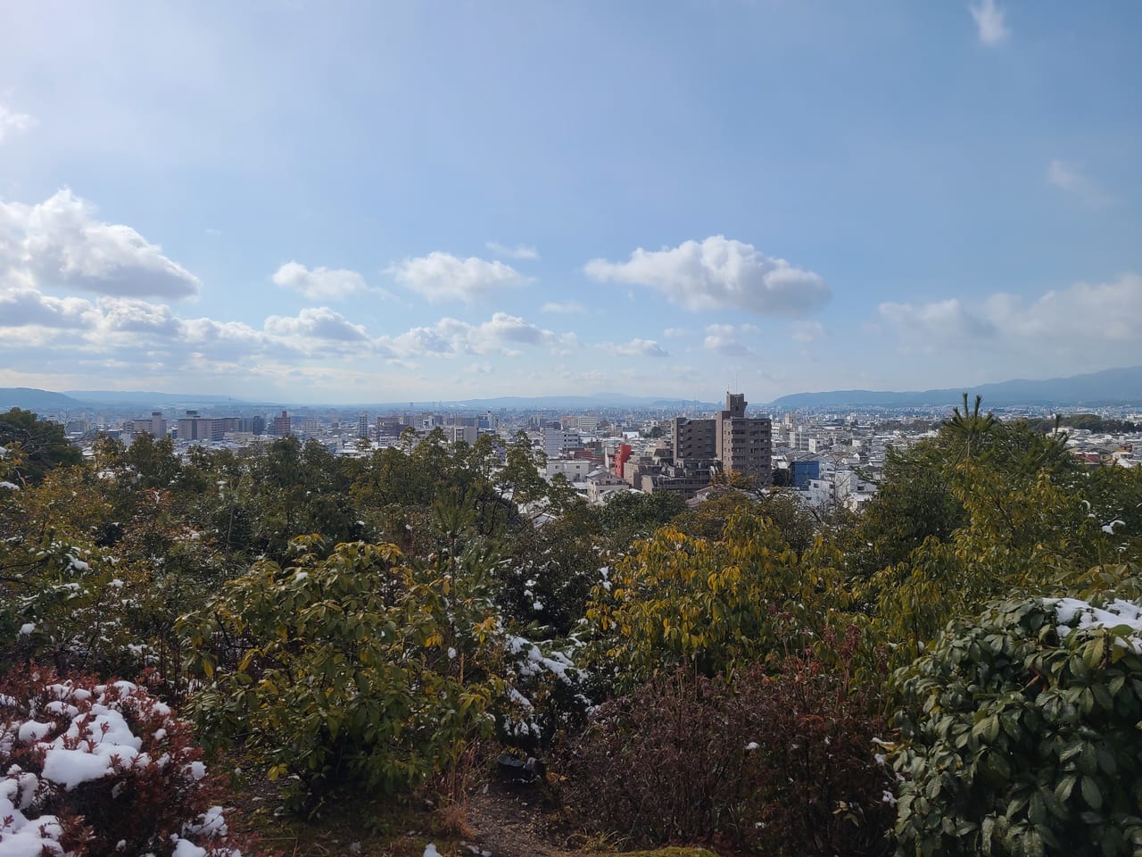 鷹峯から船岡山