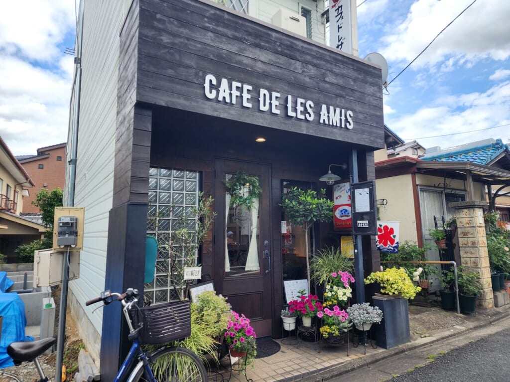 Cafe De Les Amis
