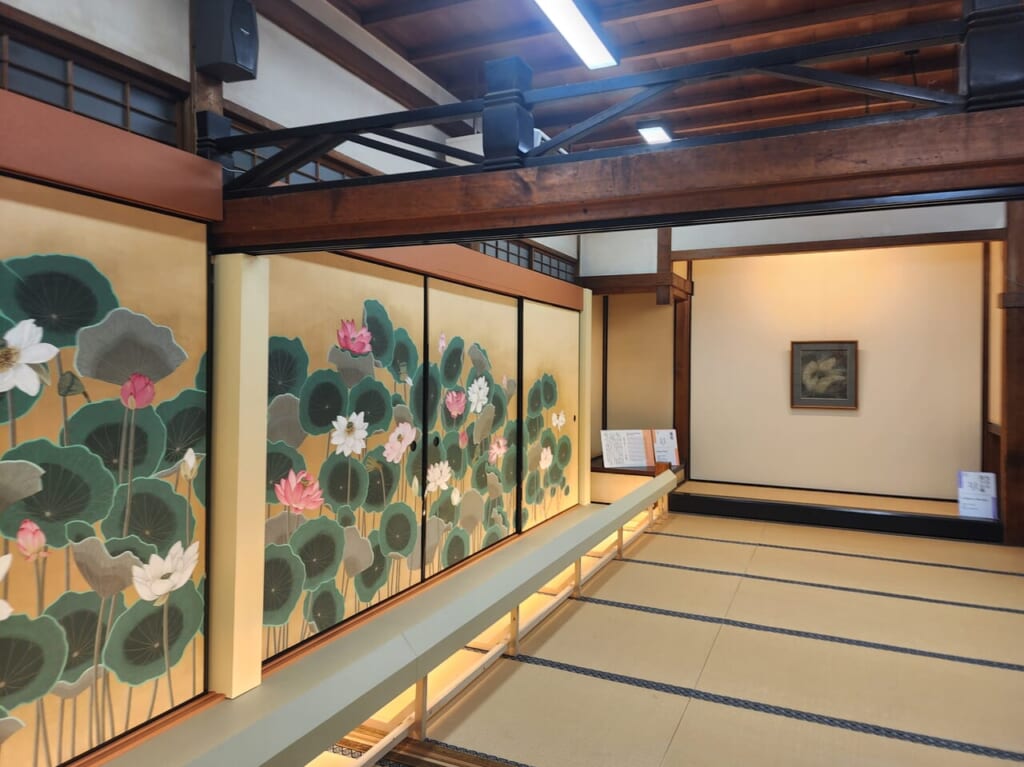 小泉淳作