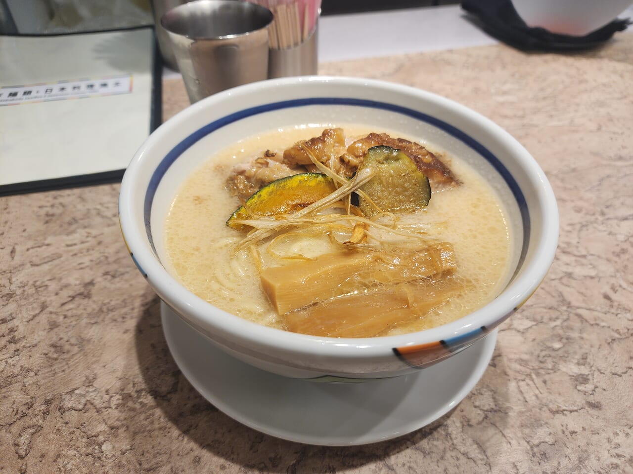 人類みな麺類と日本料理湯木