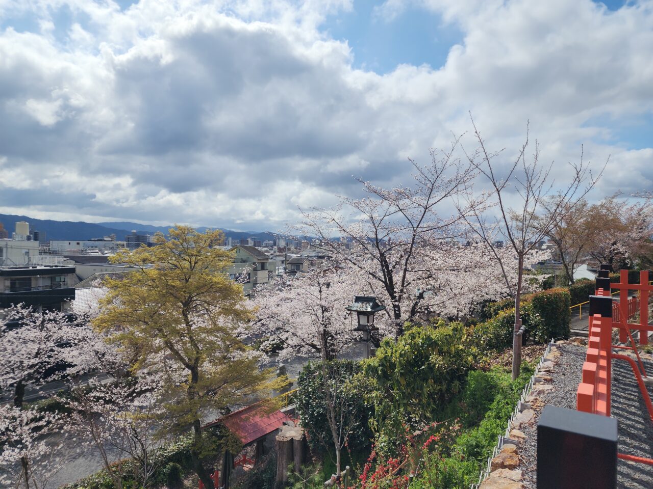 建勲神社