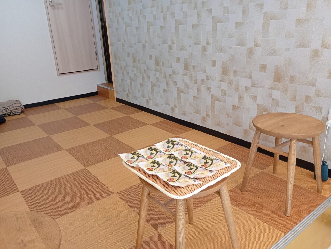 よろずやりんちょう